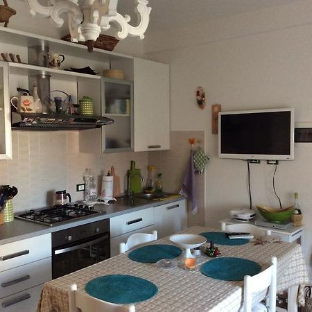 Dolce Casa Di Elena Apartment Nettuno Bilik gambar